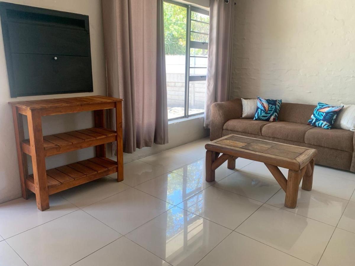Framesby 2* Port Elizabeth
